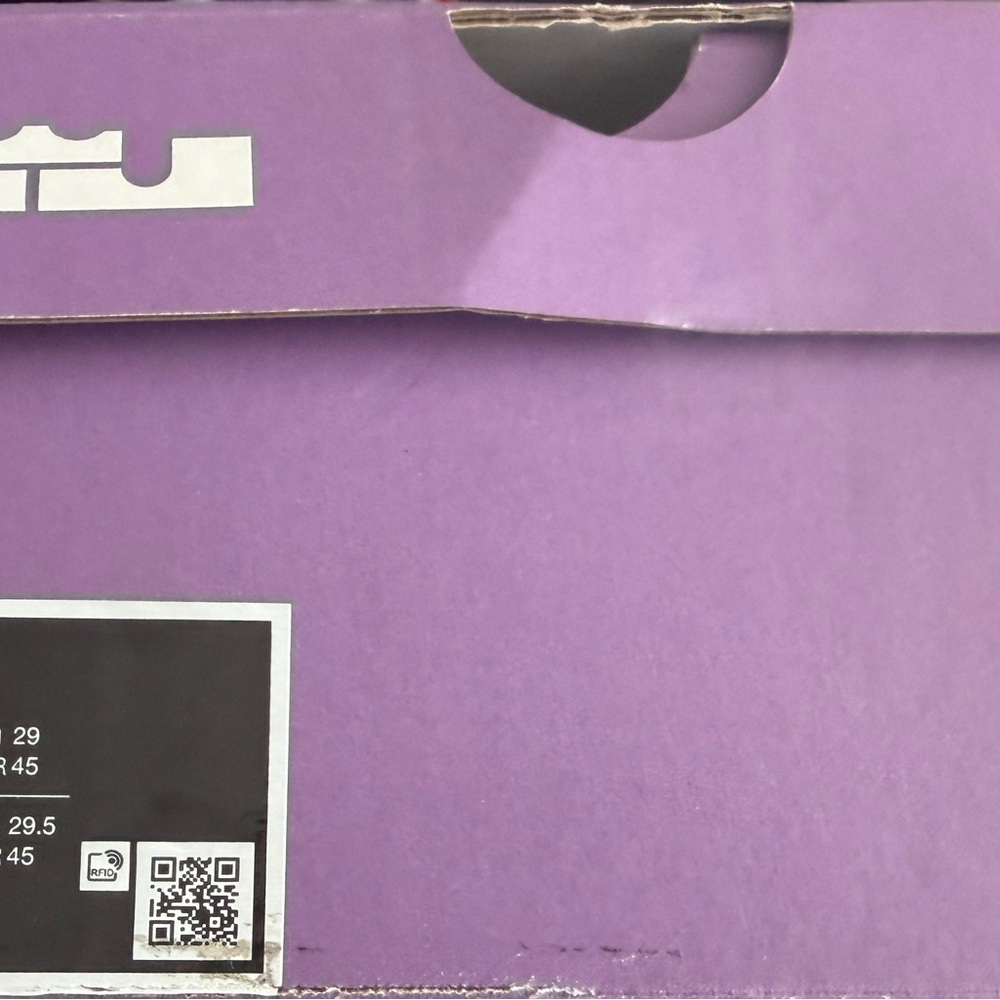 Nike Lebron Witness VIII Shoes - Picture 7 of 7